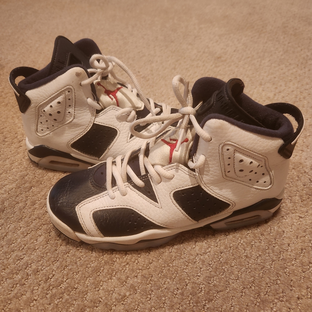 Jordan Kids White and Navy Blue Sneakers